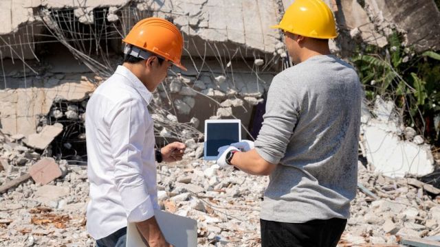 ¿Qué permisos necesito para derribar una casa